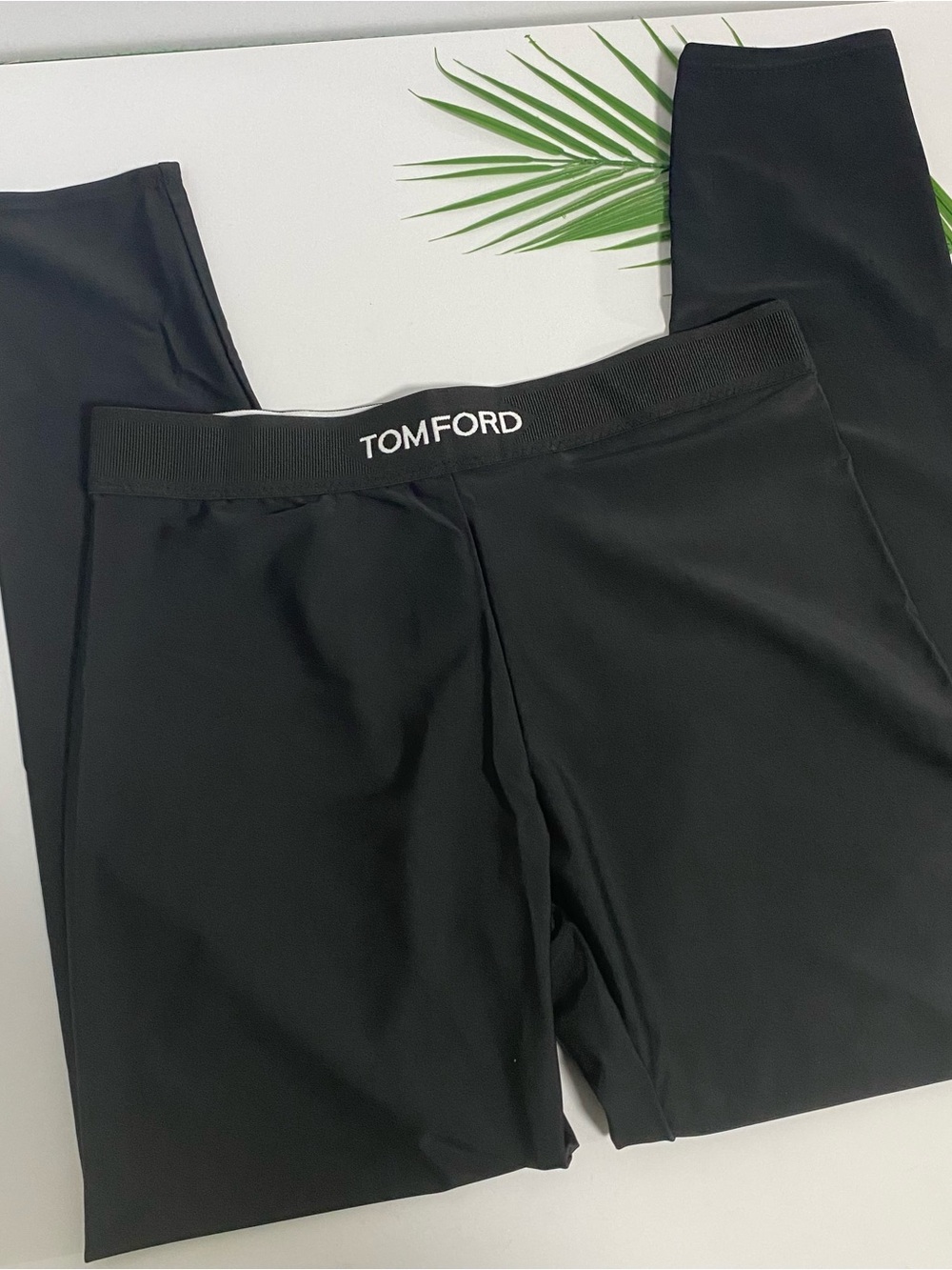 Tom Ford Black Bralette and High-Rise Leggings Set - Picture 4 of 6